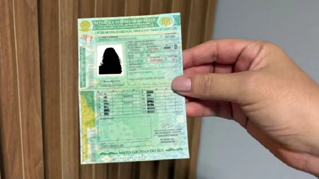 Contran prorrogou validade de CNHs e ACCs durante período de transição da nova l
