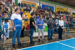 Com 700 inscritos, 25ª Copa Cidade de Futsal de Base é aberta em Naviraí — Foto:
