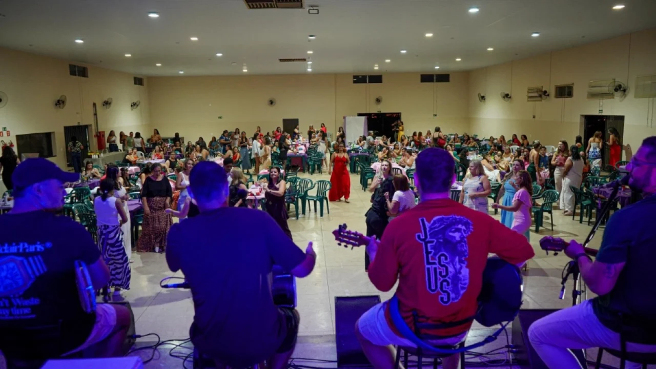 d20d6392a59518cfaa9f0c8ab2500bc9_1