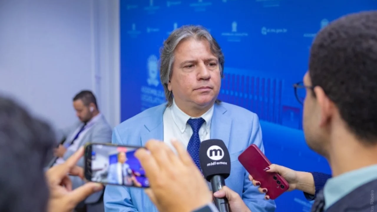 Foto: Deputado estadual Caravina apresentou projeto que prevê compensação automá