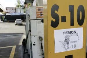 Foto: Combustível - Foto: Fábio Rodrigues Pozzebom/Agência Brasil