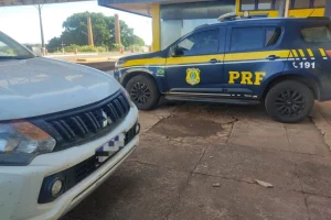 Veículo recuperado — Foto: Veículo recuperado - Foto: Polícia Rodoviária Federal