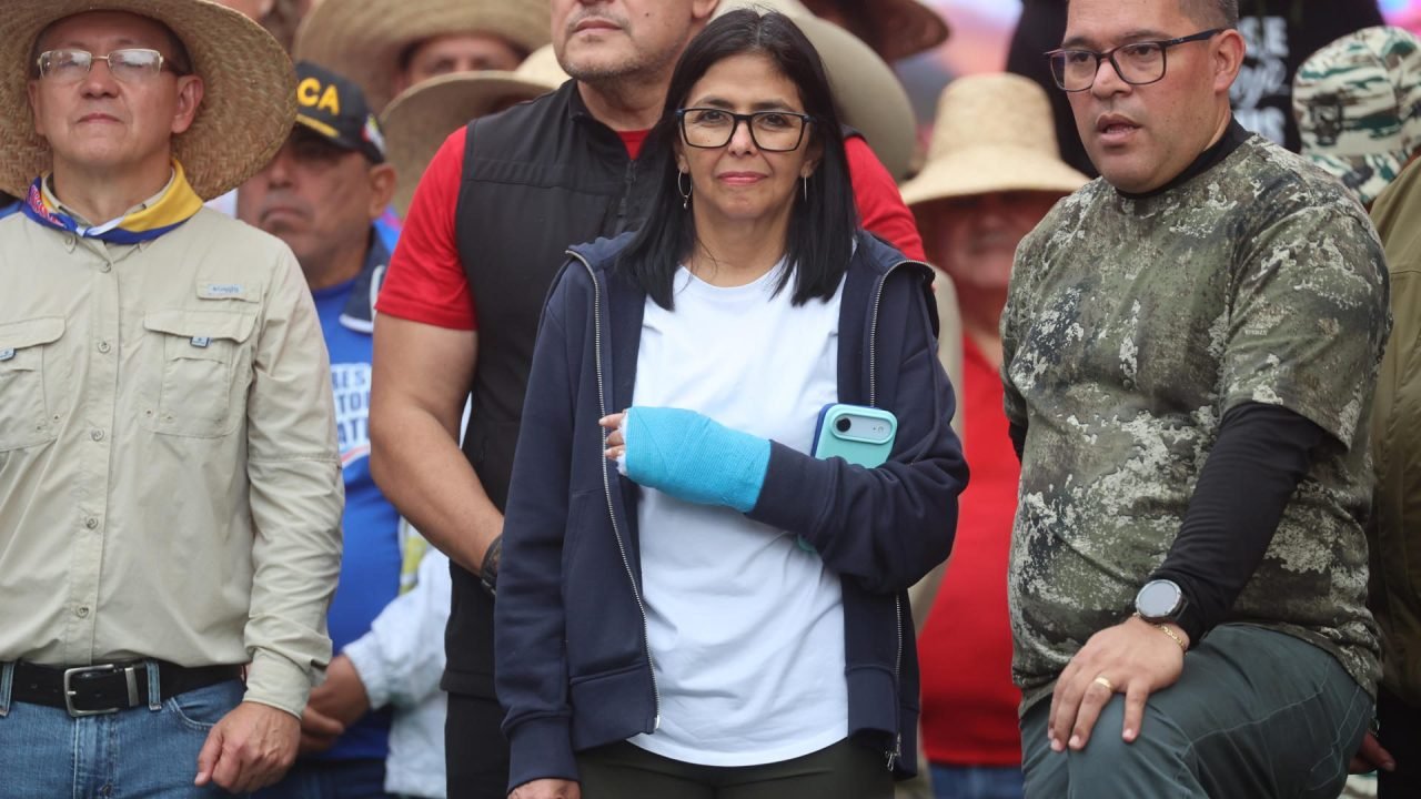 Delcy Rodríguez assume presidência interina da Venezuela