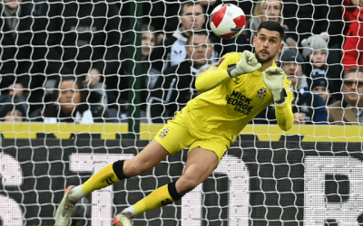 Goleiro da Bulgária Dimitar Mitov — Foto: Goleiro da Bulgária Dimitar Mitov