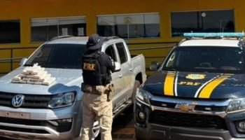 Foto: Veículo foi apreendido com a droga. (Divulgação, PRF)