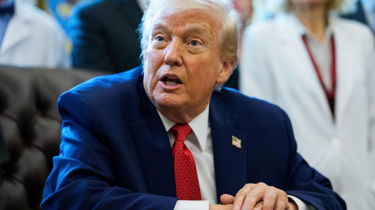 Trump sugere que Cuba faça acordo com EUA antes que seja tarde demais