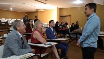 dourados-empossou-servidores-aprovados-concursos