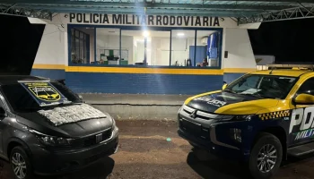 Foto: Veículo apreendido com droga - Foto: PMR/Divulgação