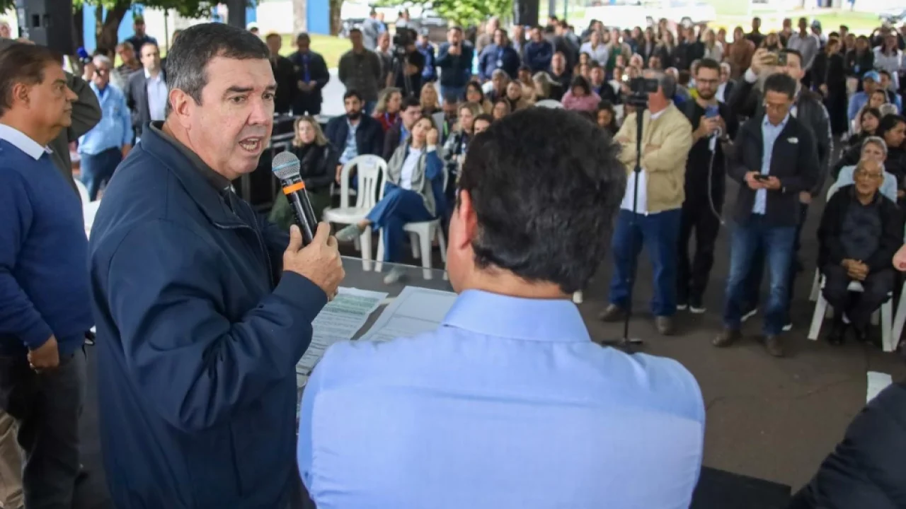 Governador Eduardo Riedel anuncia novos investimentos em infraestrutura, saneame