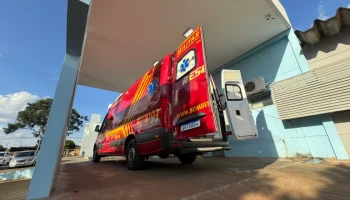 Criança de 8 anos foi socorrida pelo Corpo de Bombeiros após cair de bicicleta e