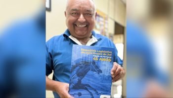 Professor e historiador Eronildo lança novo livro — Foto: Professor e historiado