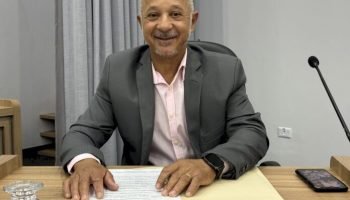 f78dda8498f1bbb908f0bec2adbb2e4f_1