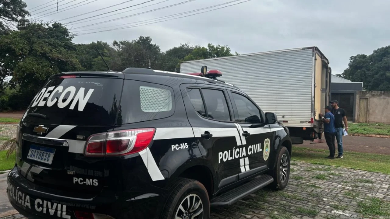 Carga de carne destinada à merenda escolar foi descartada após ser transportada