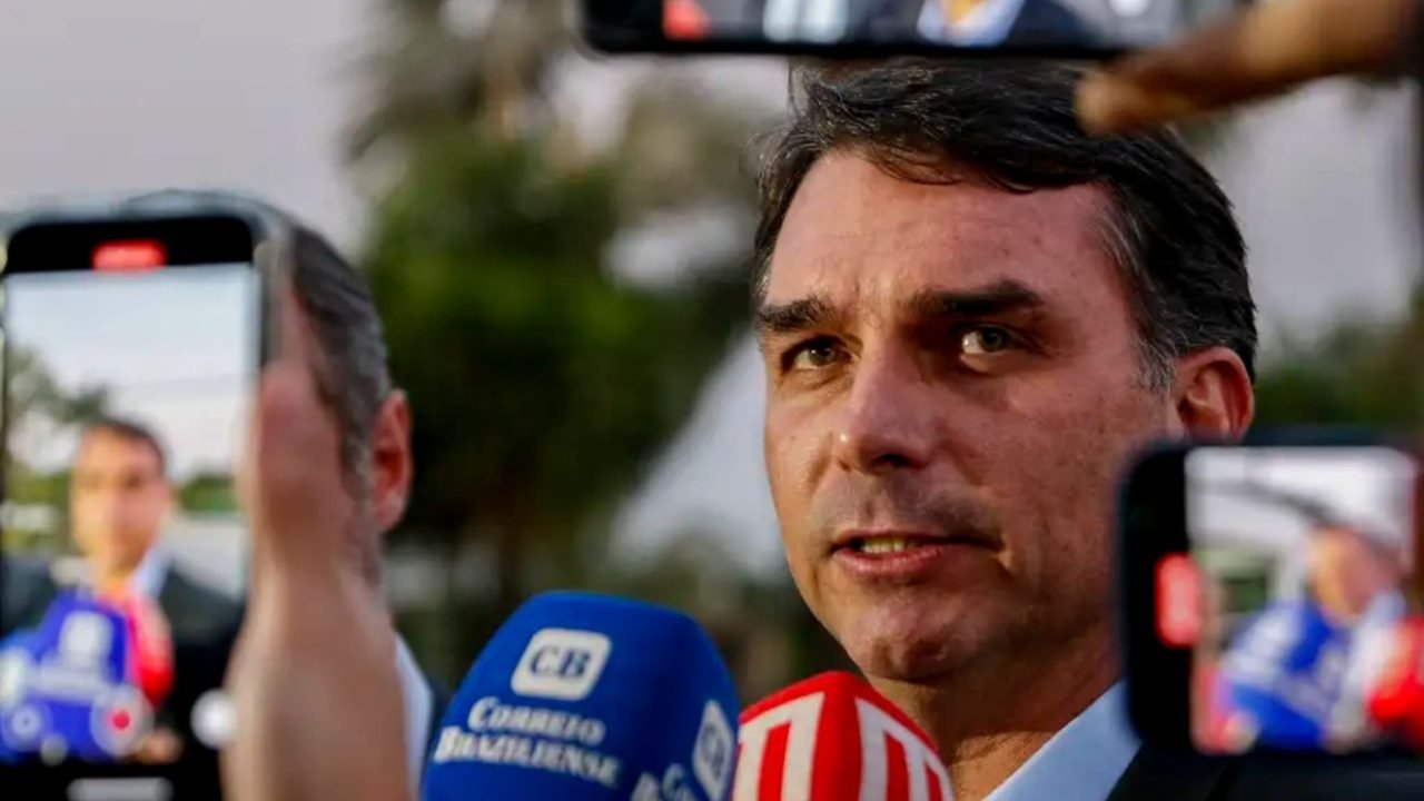 flavio-bolsonaro-senador-master-vorcaro