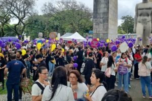 greve-considerada-ilegal-professores-curitiba