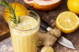 high-angle-lemon-grapefruit-arrangement