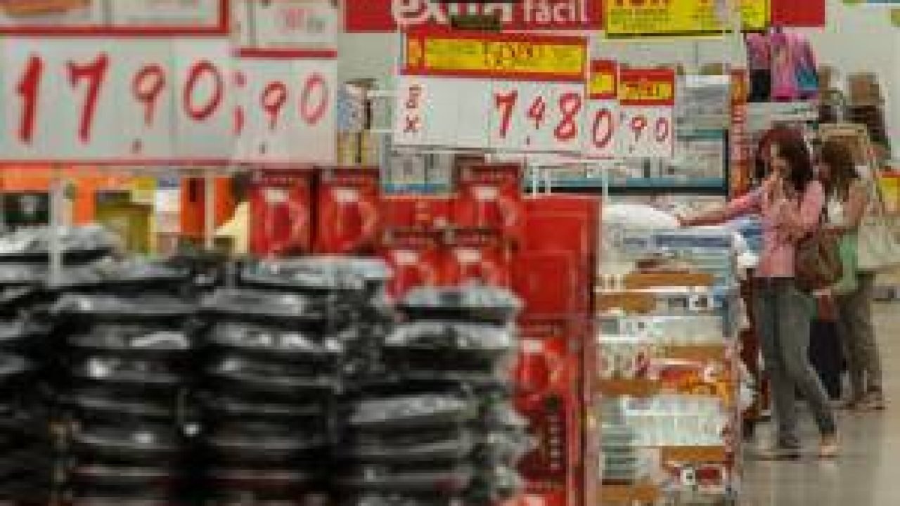 Economia Brasileira Piorou para 43% dos Brasileiros