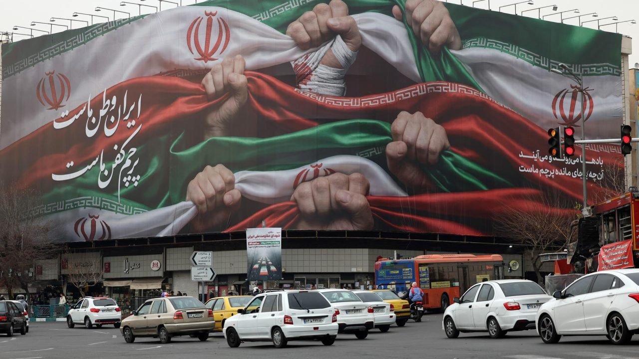 Irã marca execução de manifestante