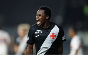 jogador-do-vasco-andre-gomez-comemora-gol-marcado-705x500-2