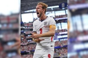 Kane marcou dois gols contra a Croácia, em um dos melhores jogos da primeira rod