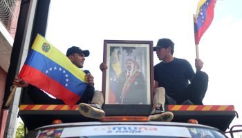 Venezuela Sofre Desastre Econômico e Humanitário