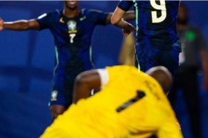 Em inúmeros momentos da partida, a seleção de Carlo Ancelotti esteve apática, ai