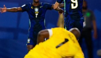 Em inúmeros momentos da partida, a seleção de Carlo Ancelotti esteve apática, ai