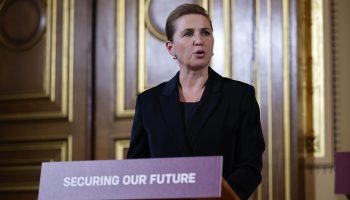 Premiê da Dinamarca alerta para encruzilhada em tensão com os EUA sobre a Groenlândia