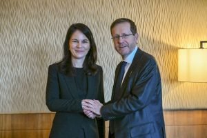 Israel critica mandado de prisão do TPI