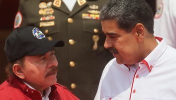 Ditadura da Nicarágua prende pessoas que comemoram prisão de Maduro