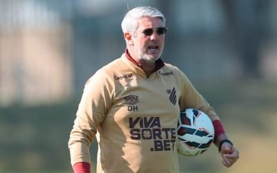 odair-hellmann-estava-pressionado-no-athletico-foto-duda-matoso-athletico-750x469-1