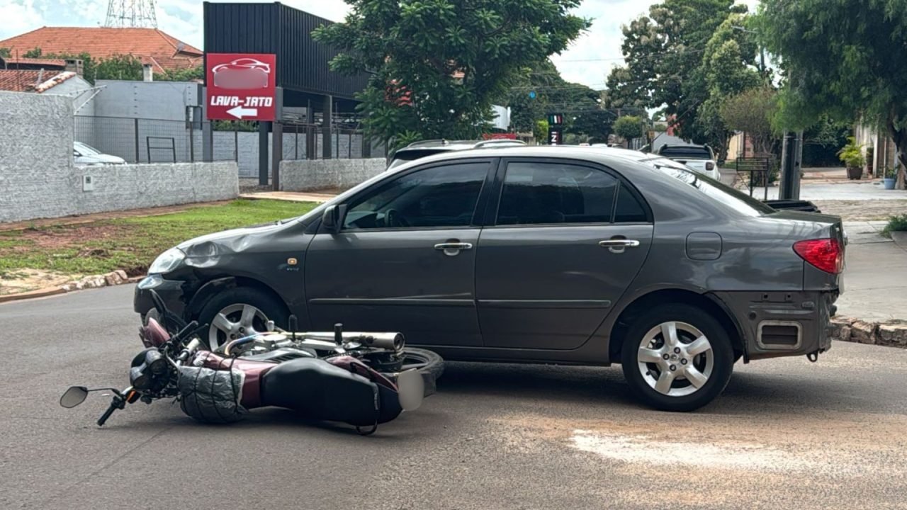 Foto: O acidente ocorreu em um cruzamento do Jardim Tv Morena. (Foto: Leo França