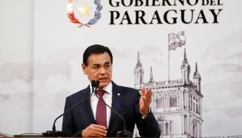 EUA e Paraguai firmam acordo para atuação de militares
