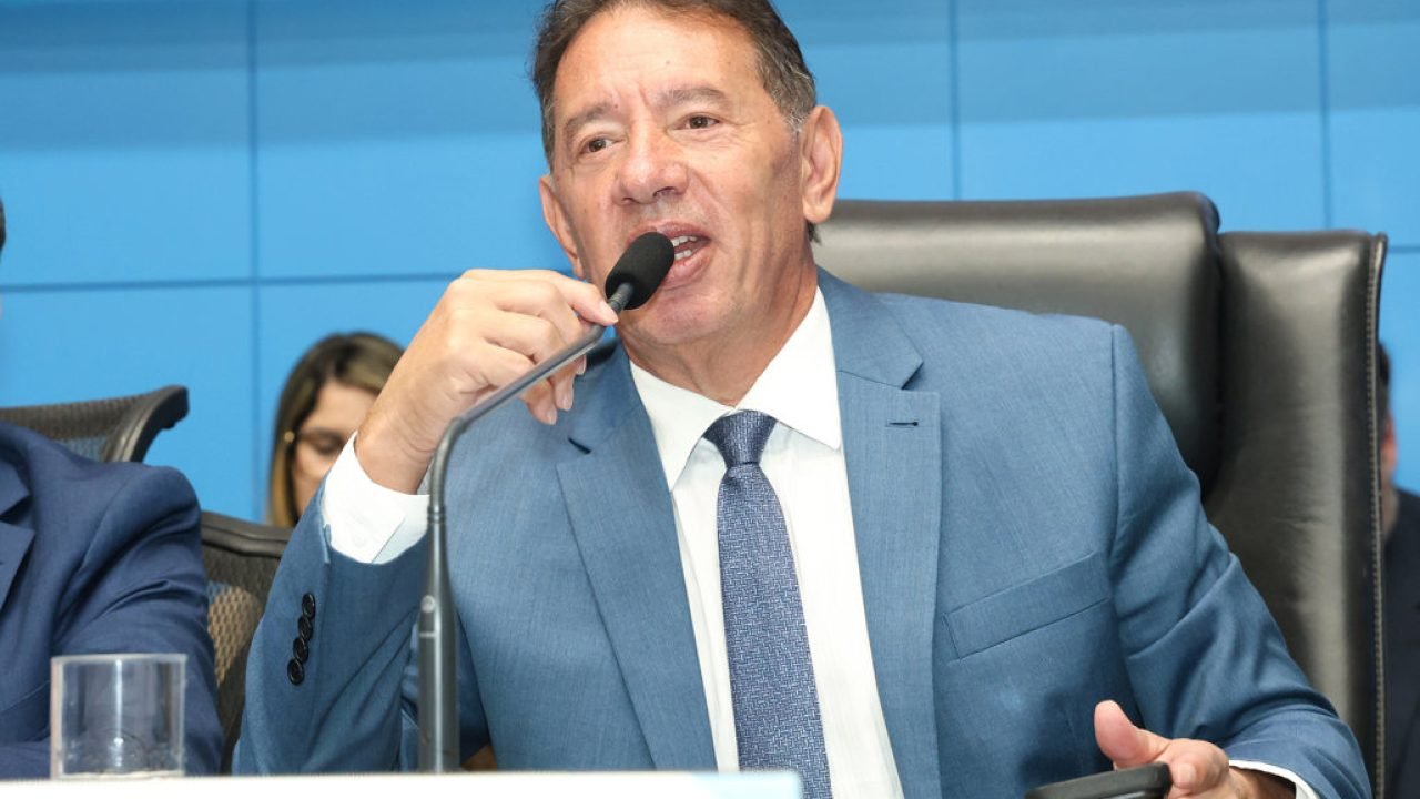 pl-alems-propoe-inclusao-mel-alimentacao-escolar