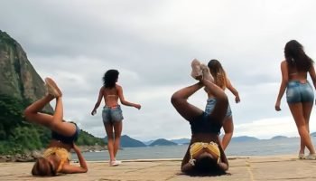 Trecho do clipe original de "Quadradinho de Oito", maior sucesso do Bonde das Ma
