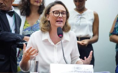 Foto: Segundo a deputada, Michelle deveria fazer um Boletim de Ocorrência (BO) p
