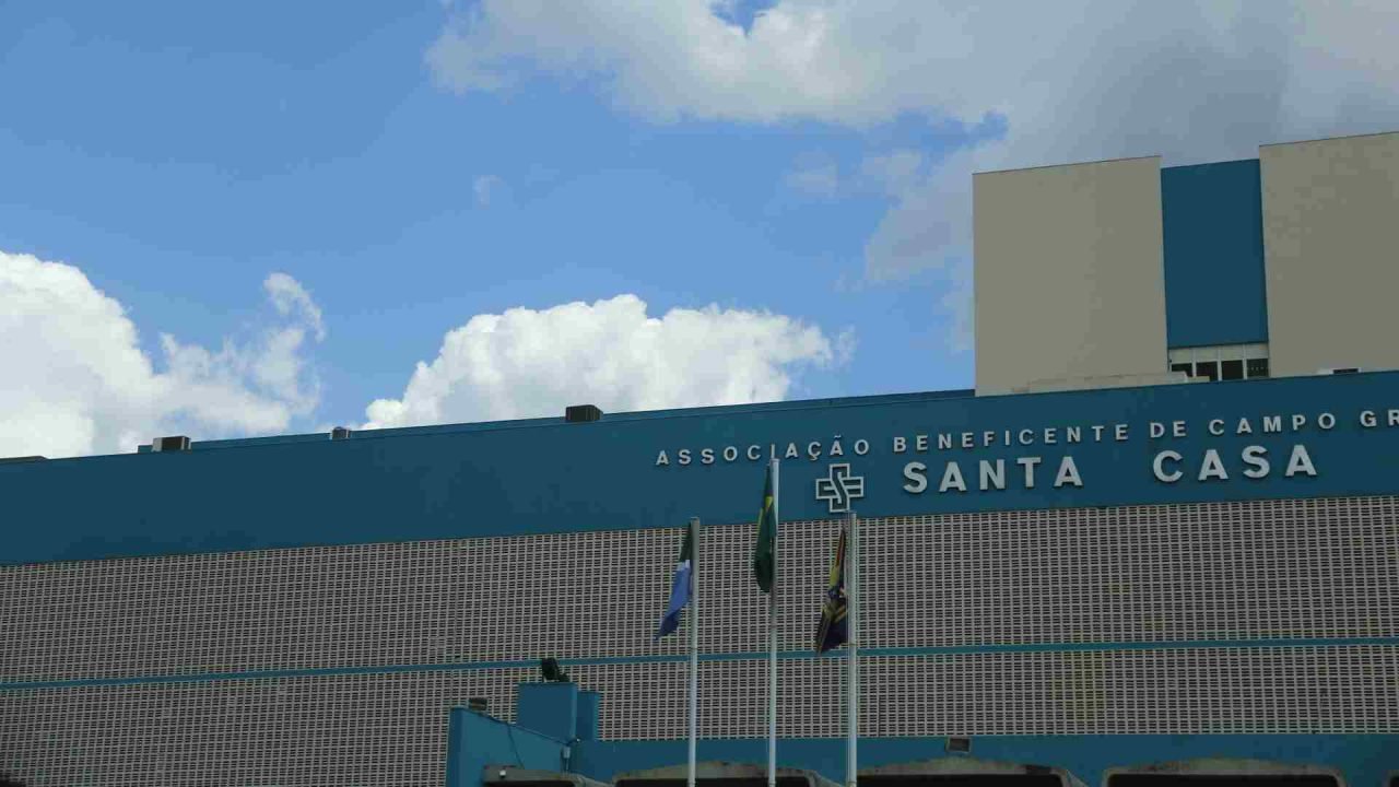Santa Casa briga na Justiça por mais dinheiro — Foto: Santa Casa briga na Justiç