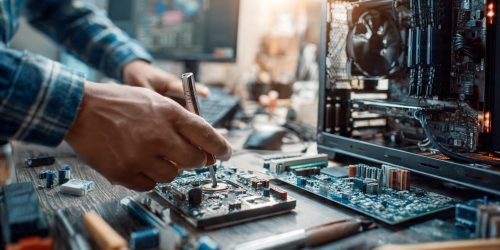 sejuv-abre-curso-manutencao-computadores