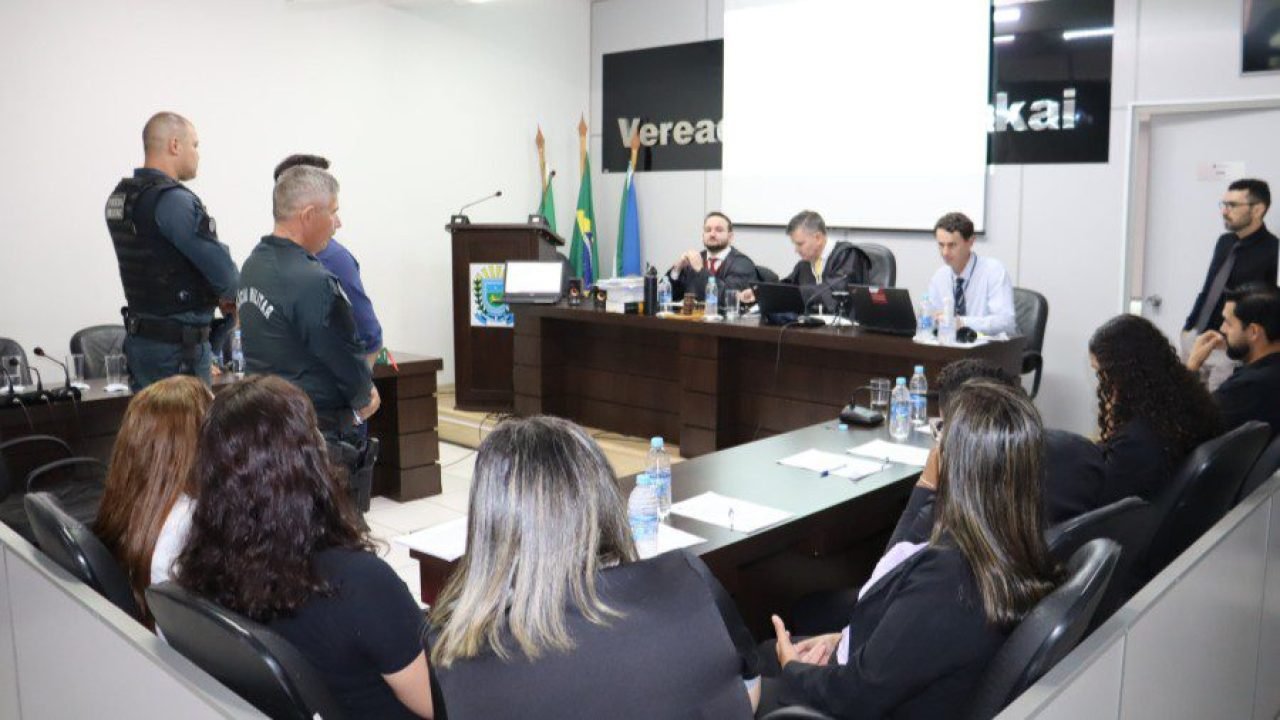 Primeiro júri em Paraíso das Águas — Foto: Primeiro júri em Paraíso das Águas -