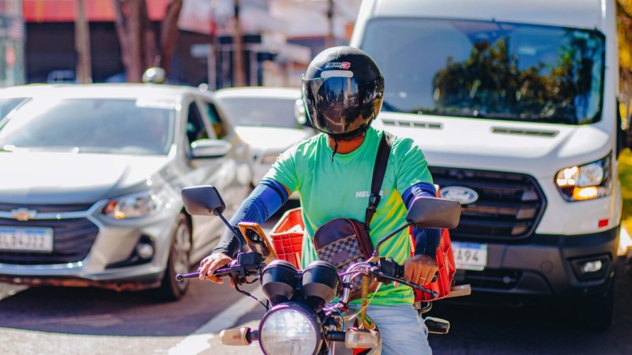 sesau-ms-realiza-acao-voltada-motoentregadores