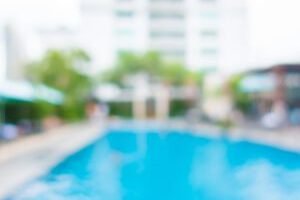 swimming-pool-hotel-unfocused