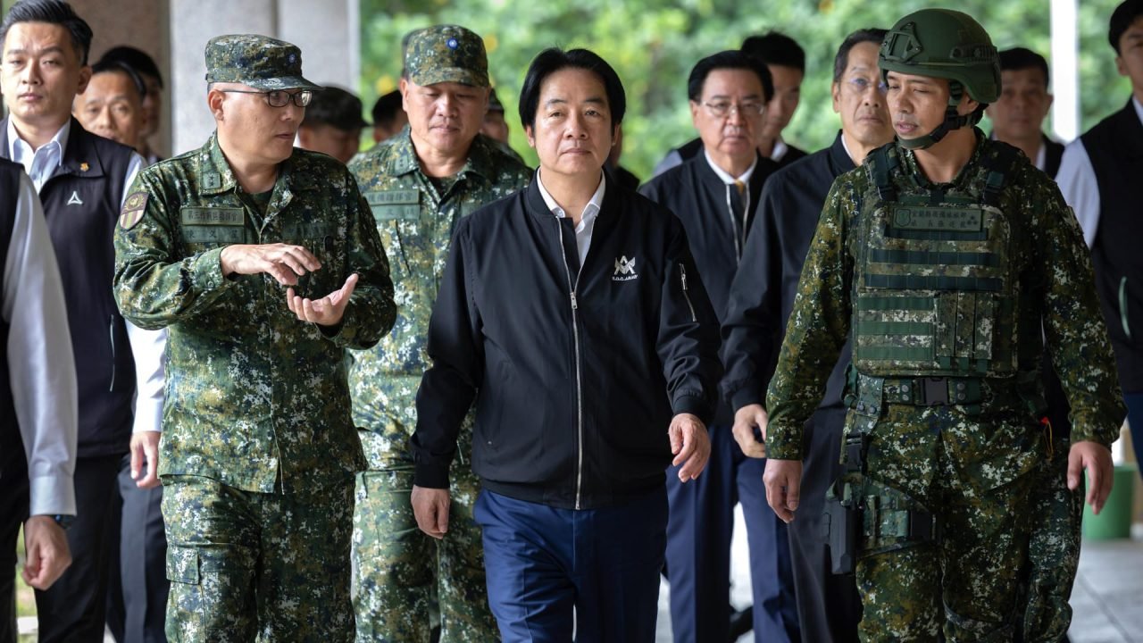 Taiwan Coloca Forças em Alerta