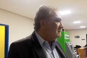 Ex-diretor do Consórcio Guaicurus, Themis Oliveira, visita o amigo, Papy, na Câm
