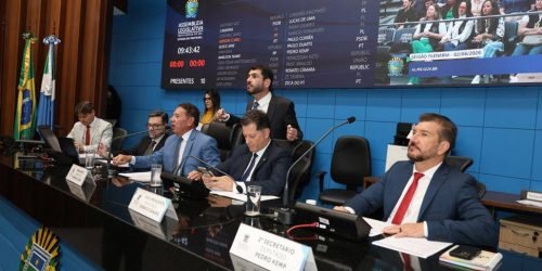 tramitam-alems-duas-propostas-executivo