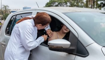 vacinacao-drive-thru-913-scaled-1