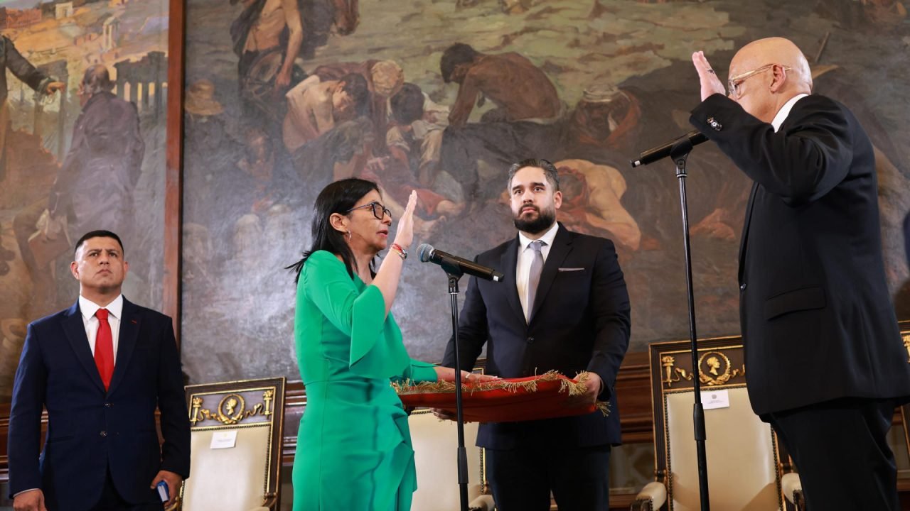 Tiroteio ocorre perto do palácio presidencial da Venezuela